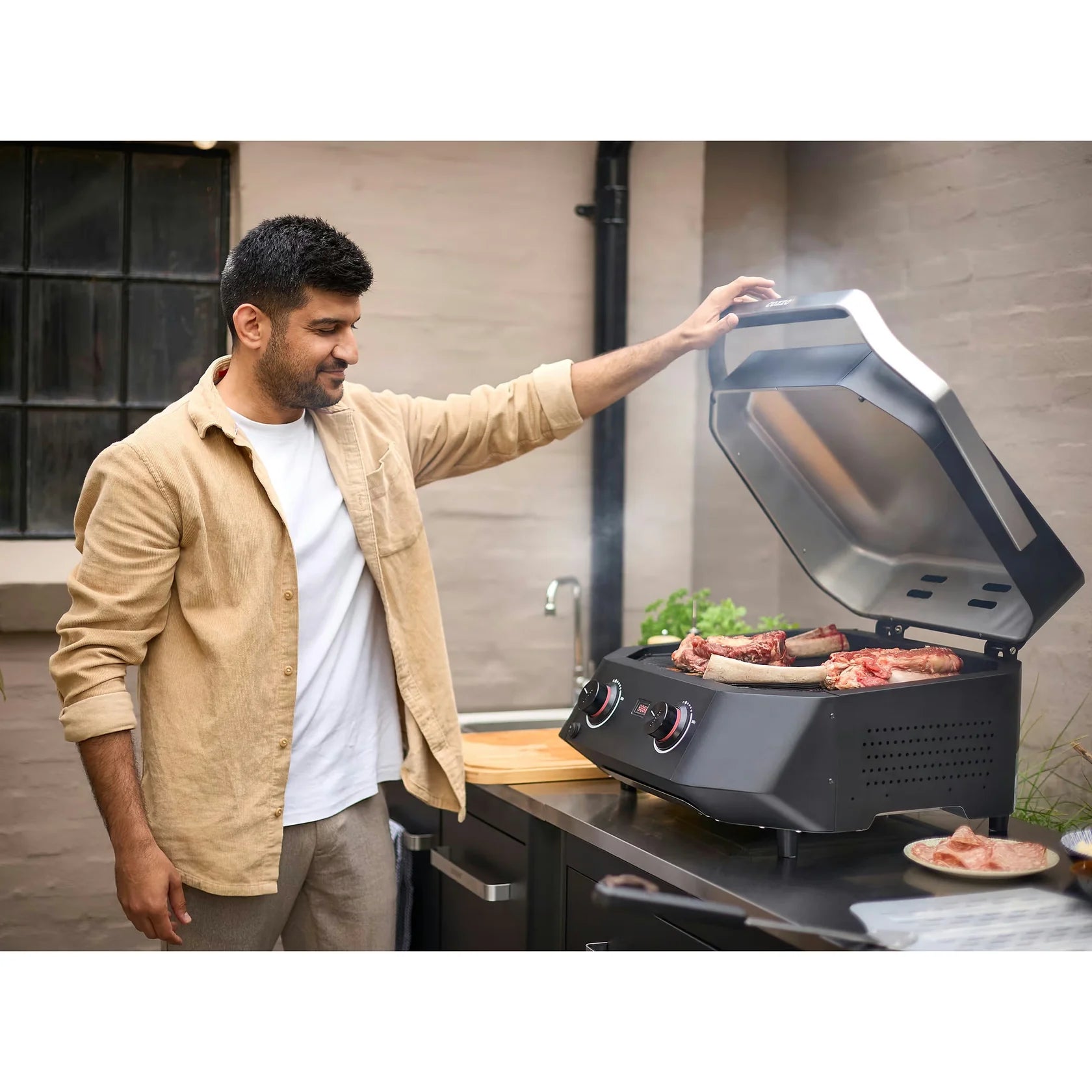 Cozze® G-500 Gas Grill
