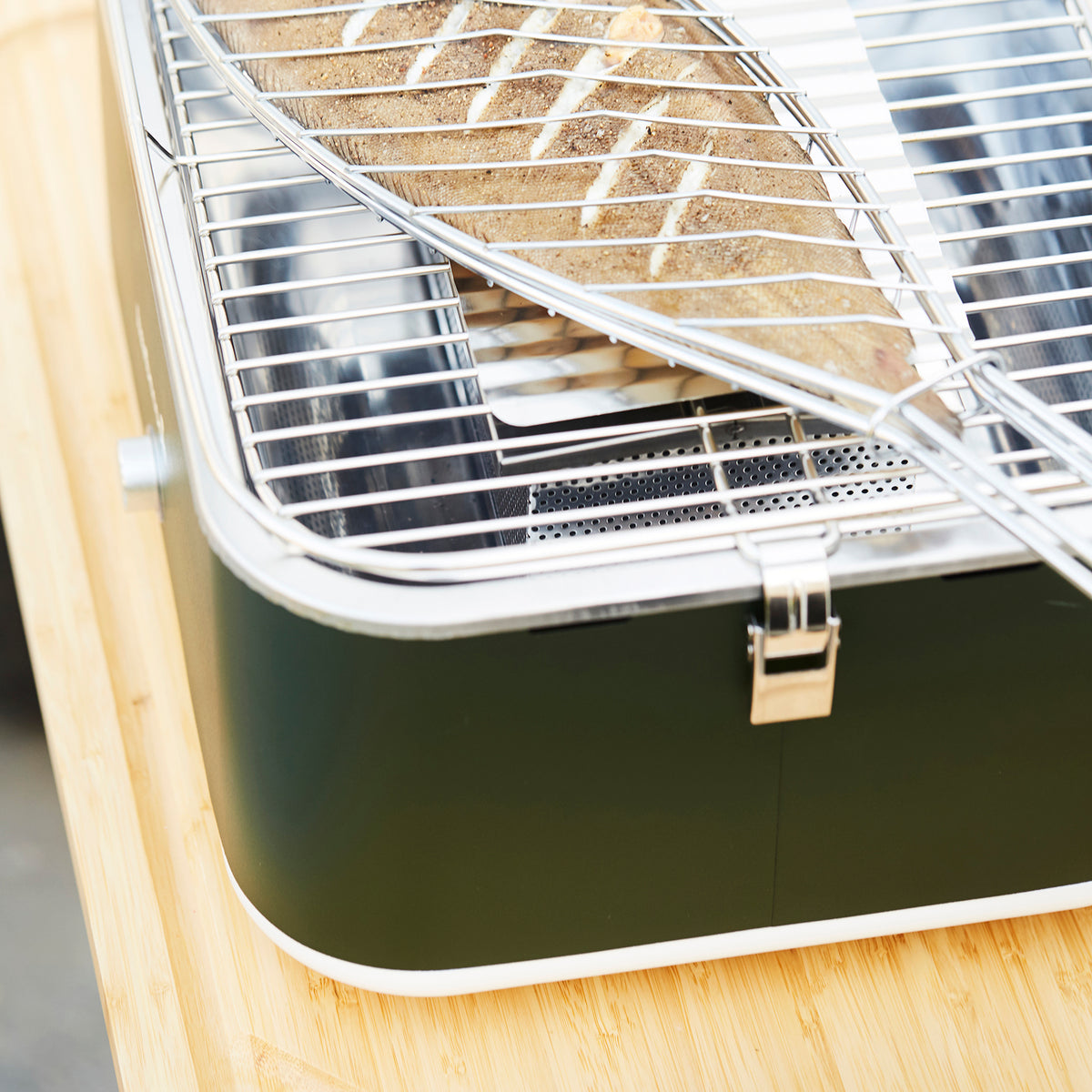 Barbecook Carlo Charcoal Table Grill BBQ
