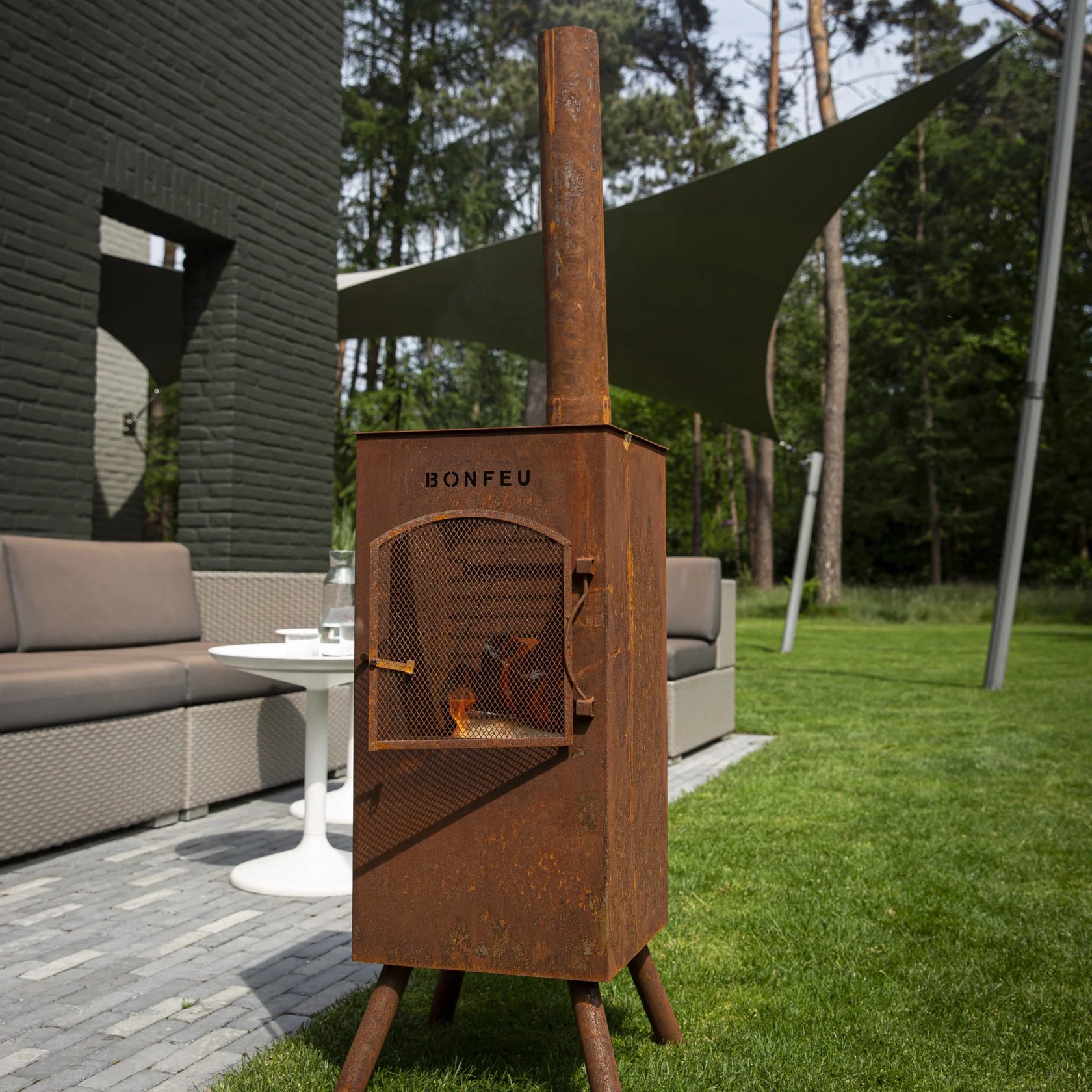 BonFeu BonCarré Outdoor Fireplace