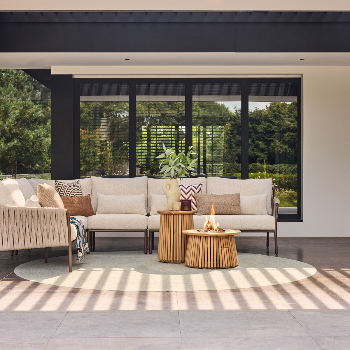 Happy Cocooning Lagune Round 60 Teak Gas Fire Pit Table