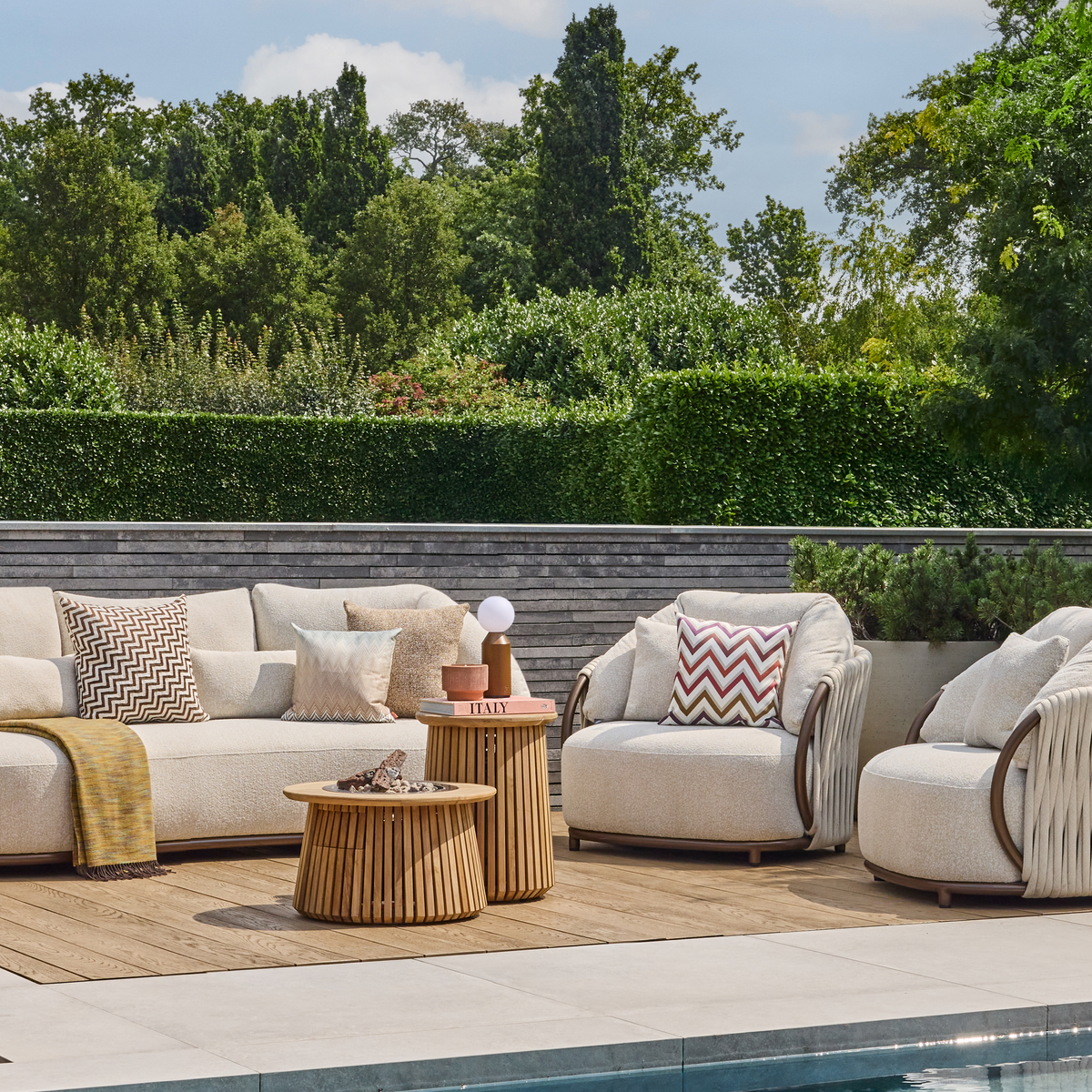 Happy Cocooning Lagune Round 60 Teak Gas Fire Pit Table