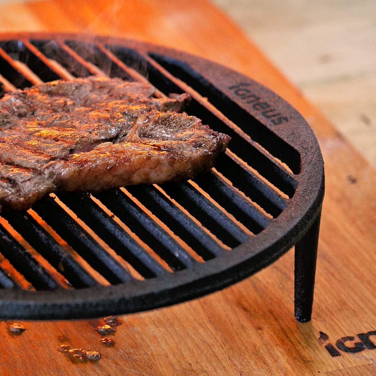 Igneus Cast Iron Tuscan Grill | Pizza Oven Cooking Grate