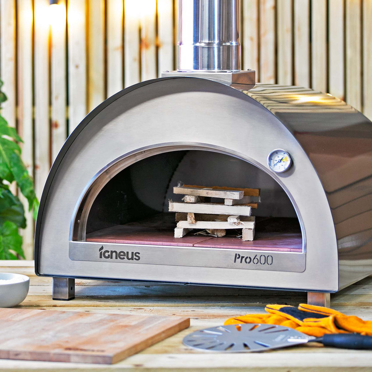 Igneus Pro 600 Wood‑Fired Pizza Oven