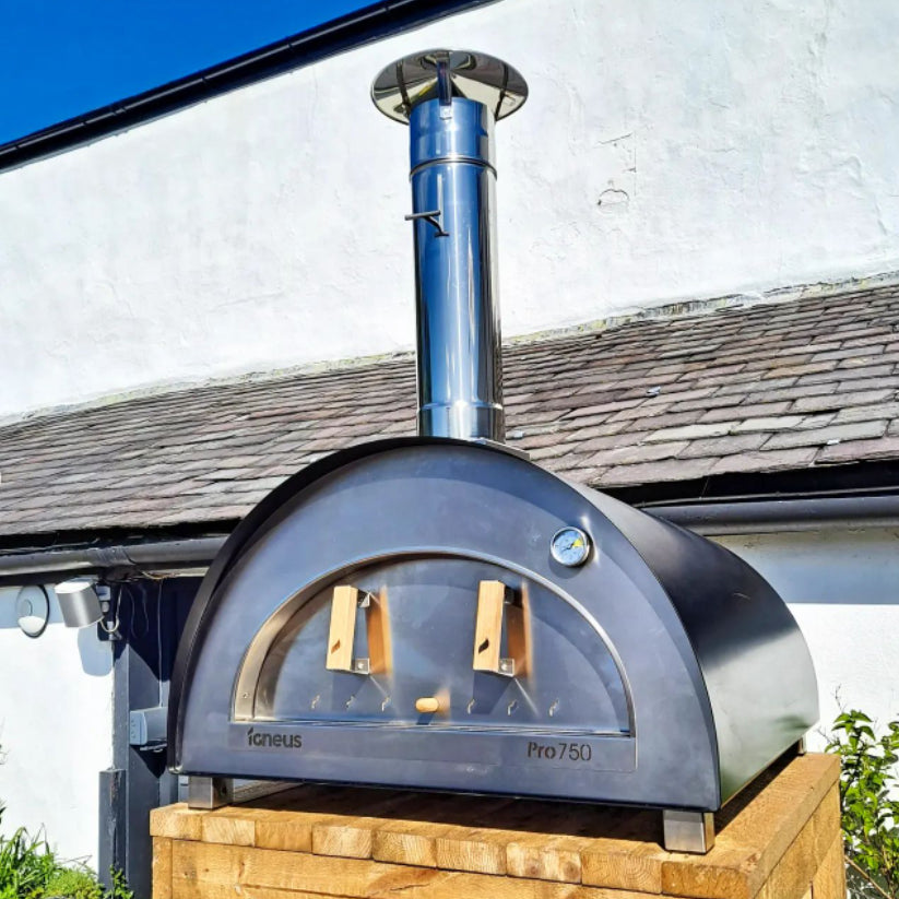 Igneus Pro 750 Wood‑Fired Pizza Oven