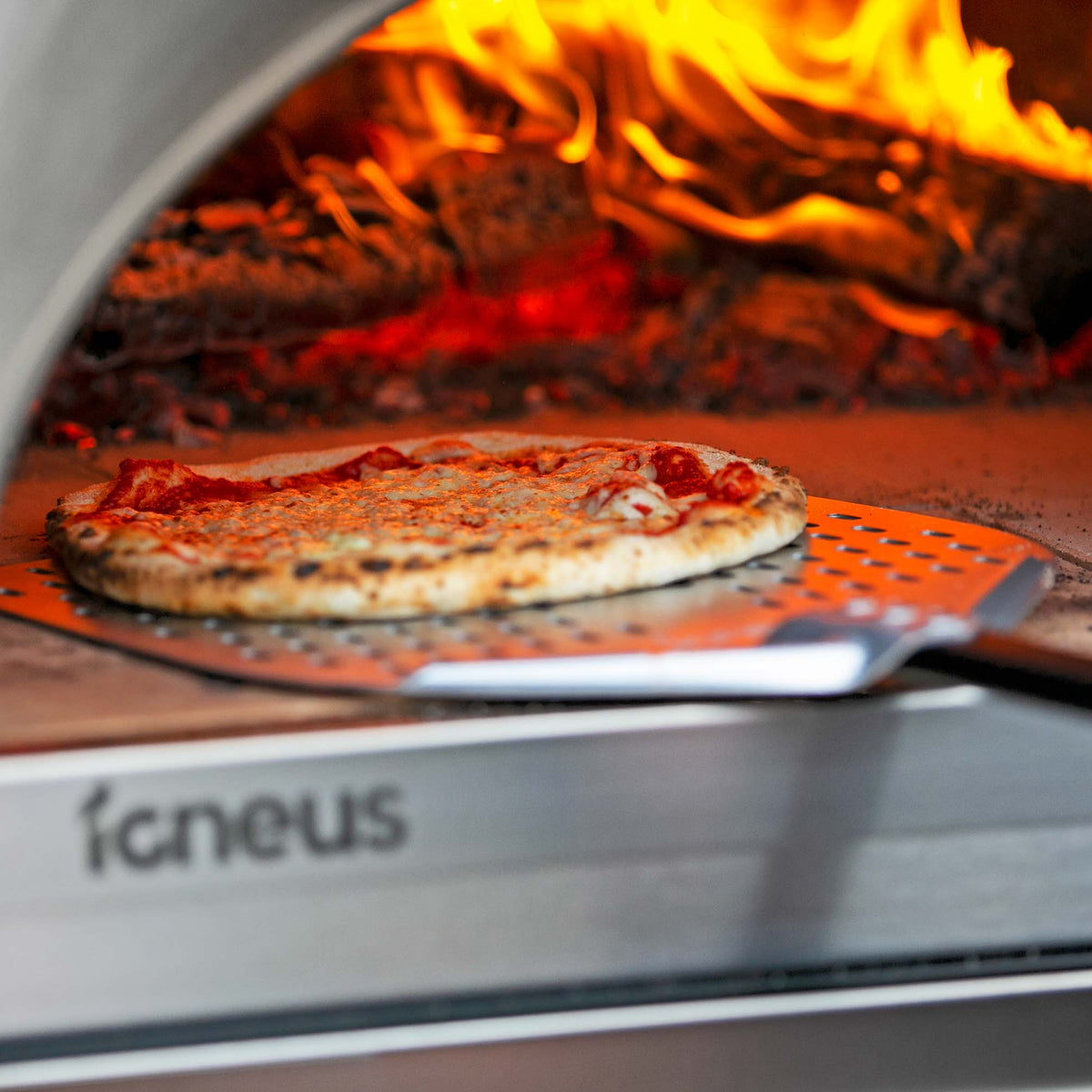 Igneus Pro 750 Wood‑Fired Pizza Oven