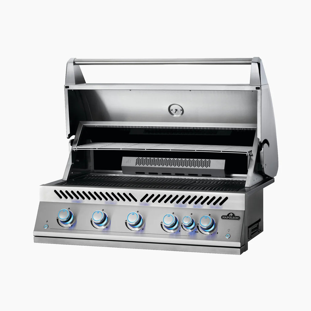 Napoleon 700 Series 38 Inch Built In Gas Grill With Rear Infrared Burner And Accu Probe Temperature Gauge