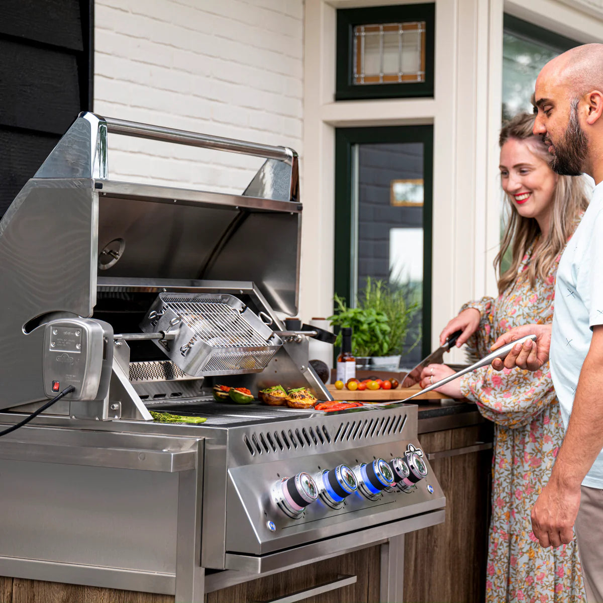 Napoleon 700 Series 32 Inch Built-In Gas Grill With Rear Infrared Burner And Premium Stainless Steel Construction