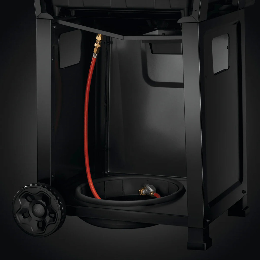 Napoleon Freestyle 425 Gas Barbecue with Jetfire Ignition and Porcelain Cast Iron Grids