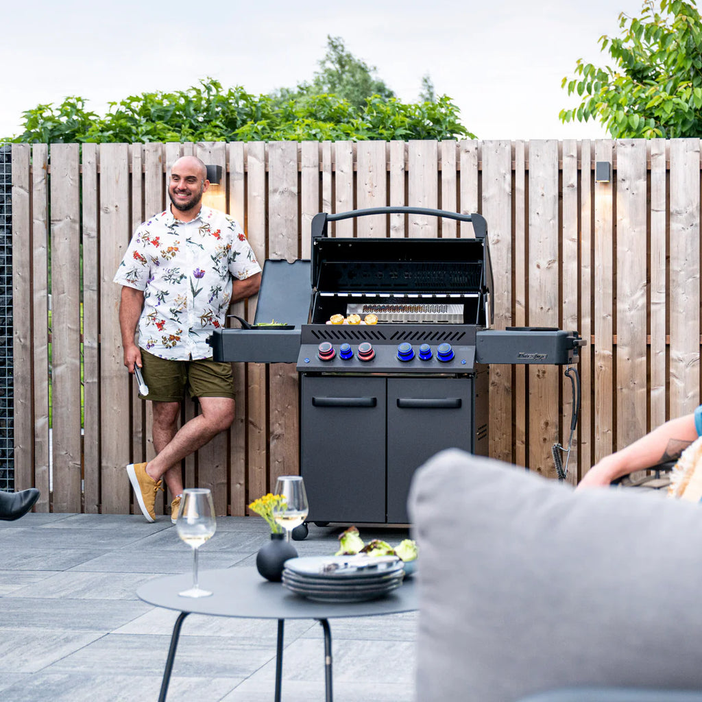Napoleon Phantom Prestige 500 RSIB Gas Grill With Infrared Side And Rear Burners