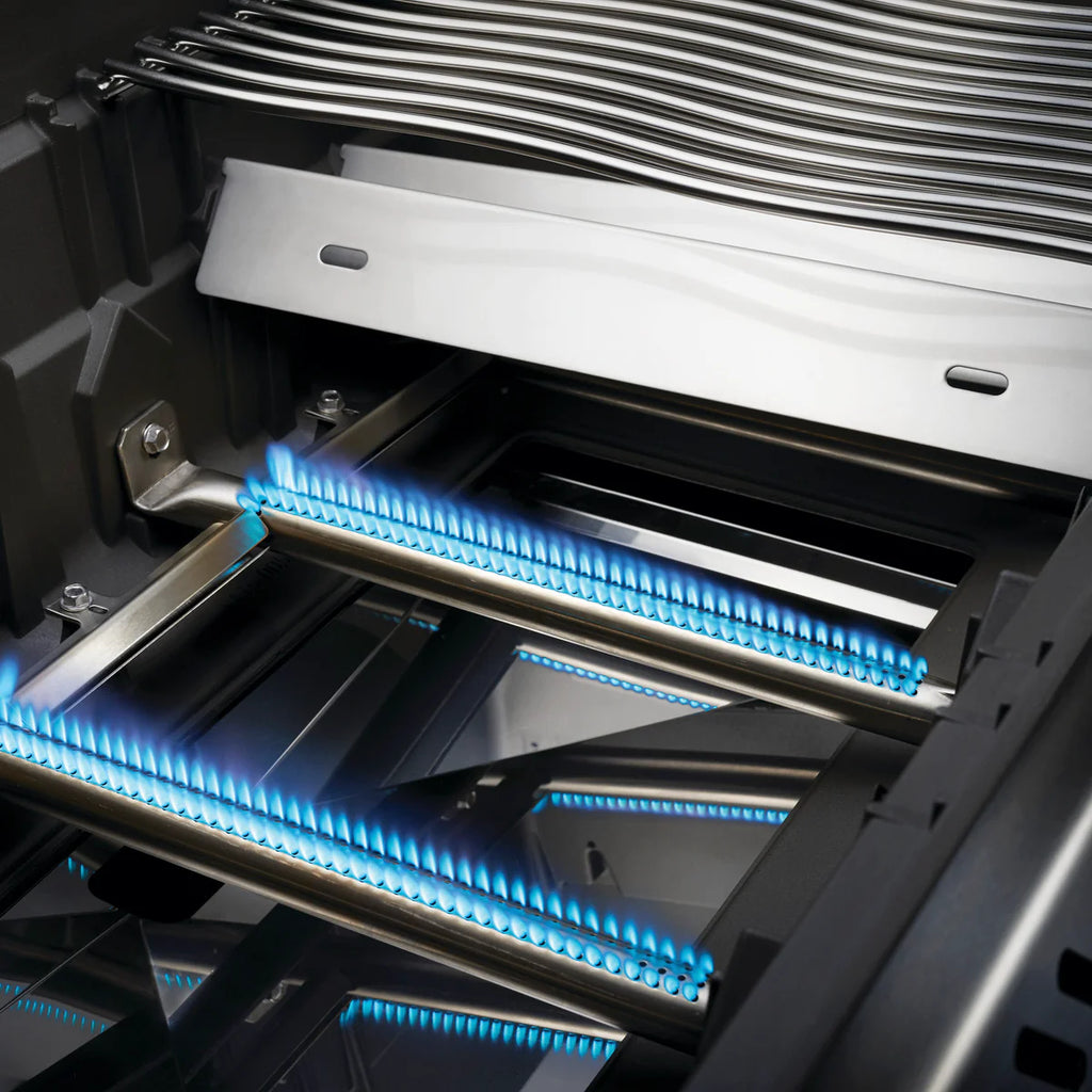 Napoleon Rogue XT 525 SIB Gas Grill With Infrared Side Burner Stainless Steel Construction